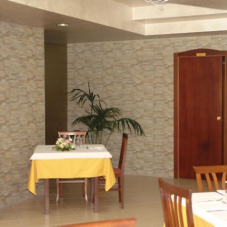 סן ג'יואבאני רוטונדו Albergo Villa Bianca מראה חיצוני תמונה